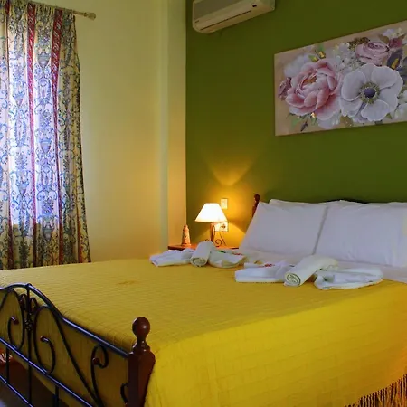 Tzaneria Skiathos Apartmán *