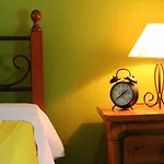 Tzaneria Skiathos * Καναπίτσα