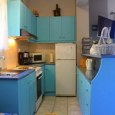 Tzaneria Skiathos Apartment *