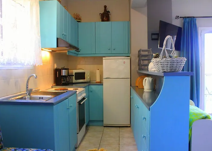 Tzaneria Skiathos Apartment *