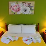 Tzaneria Skiathos 公寓 卡纳皮特萨