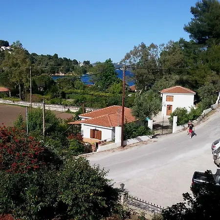 Tzaneria Skiathos 卡纳皮特萨
